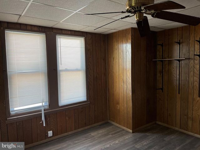 4212 MERIDIAN ST, Philadelphia, PA 19136