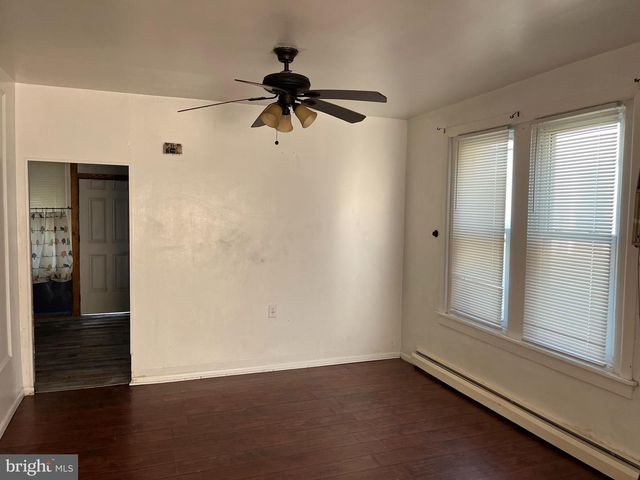 4212 MERIDIAN ST, Philadelphia, PA 19136
