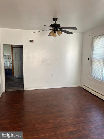 4212 MERIDIAN ST, Philadelphia, PA 19136