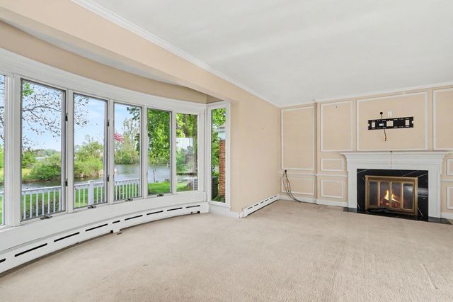 140 Meadowwood Court, Decatur Vllg, MI 49045