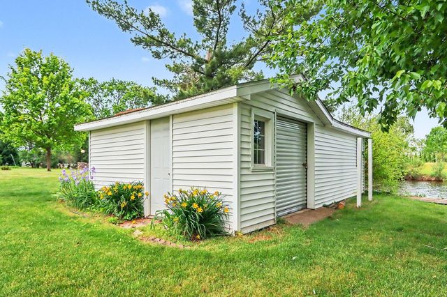 140 Meadowwood Court, Decatur Vllg, MI 49045