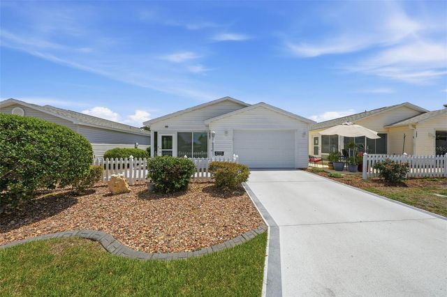 1607 NAVIDAD STREET, The Villages, FL 32162