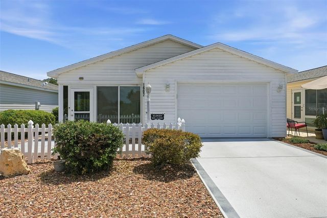 1607 NAVIDAD STREET, The Villages, FL 32162