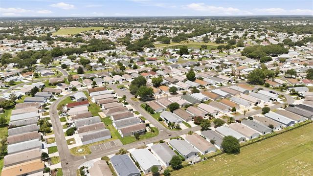 1607 NAVIDAD STREET, The Villages, FL 32162