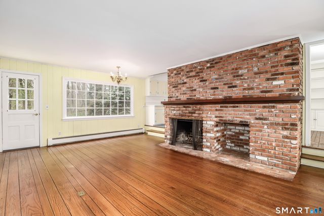 215 Chichester Road, New Canaan, CT 06840