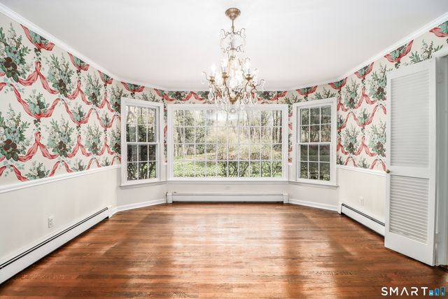 215 Chichester Road, New Canaan, CT 06840