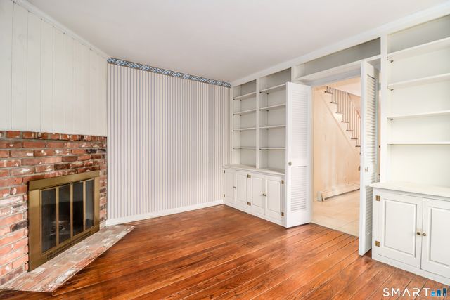 215 Chichester Road, New Canaan, CT 06840