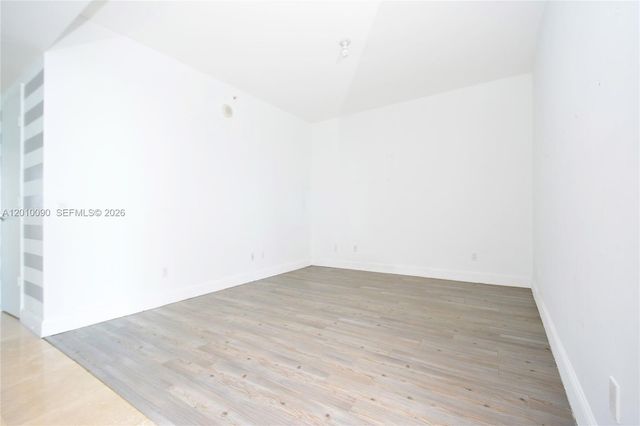 14951 Royal Oaks Ln 1609, North Miami, FL 33181