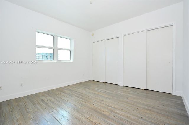 14951 Royal Oaks Ln 1609, North Miami, FL 33181