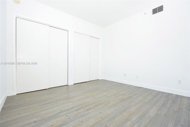 14951 Royal Oaks Ln 1609, North Miami, FL 33181