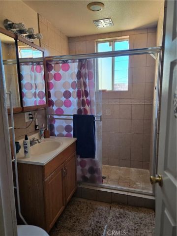11098 Hulme, Lynwood, CA 90262