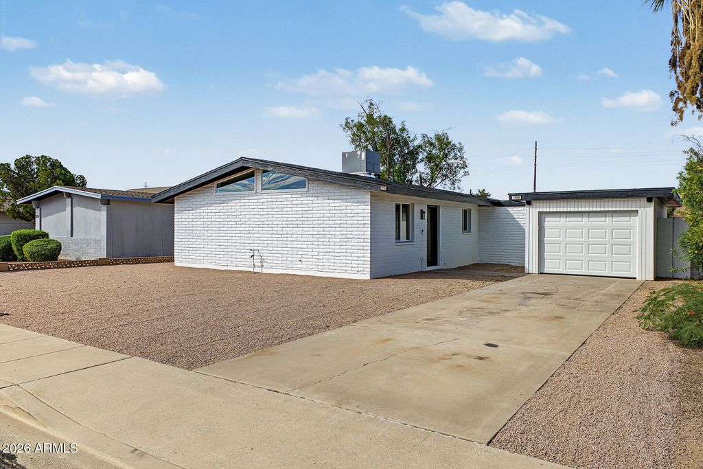 1208 W MALIBU Drive, Tempe, AZ 85282 — photo 5