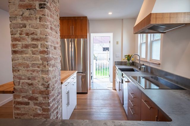 14 Leslie Rd. 14, Belmont, MA 02478