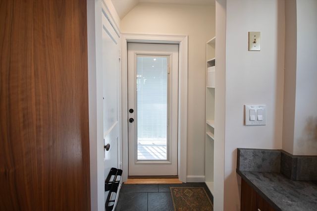 14 Leslie Rd. 14, Belmont, MA 02478