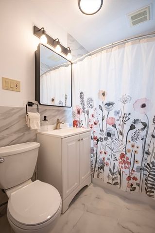 14 Leslie Rd. 14, Belmont, MA 02478