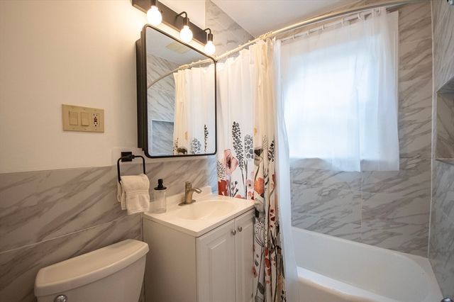 14 Leslie Rd. 14, Belmont, MA 02478