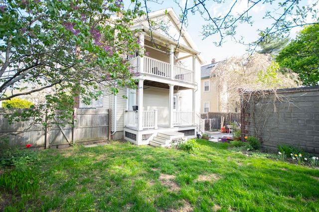 14 Leslie Rd. 14, Belmont, MA 02478