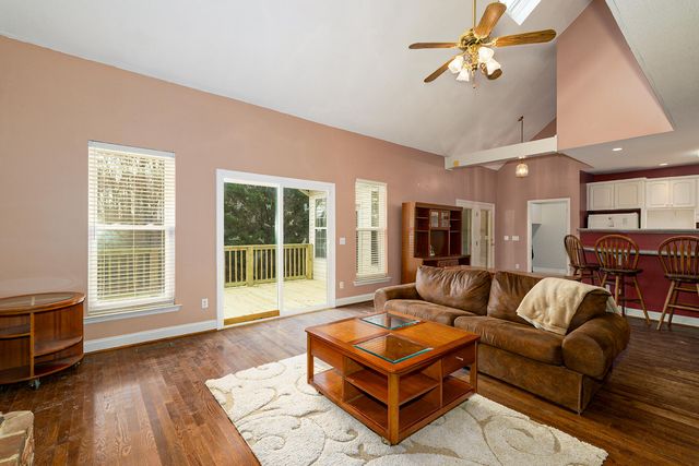 138 Flora Lane SE, Cleveland, TN 37323