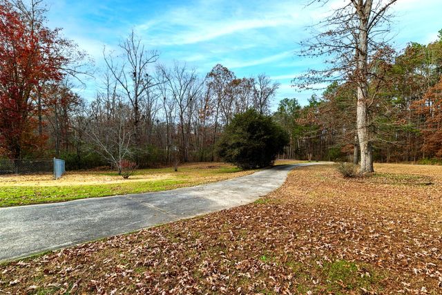 138 Flora Lane SE, Cleveland, TN 37323