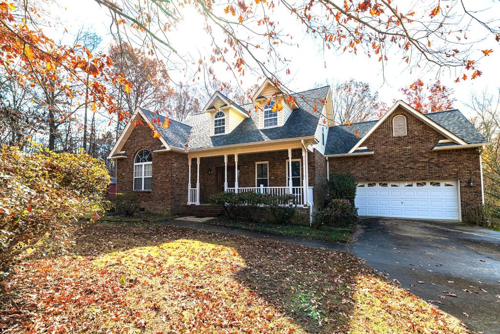 138 Flora Lane SE, Cleveland, TN 37323