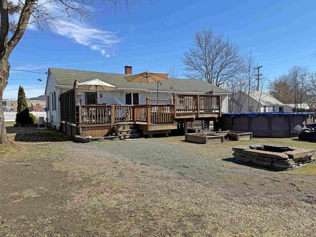 160 Sunny Acres Road, Brattleboro, VT 05301