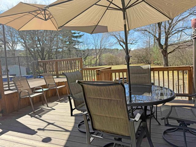 160 Sunny Acres Road, Brattleboro, VT 05301