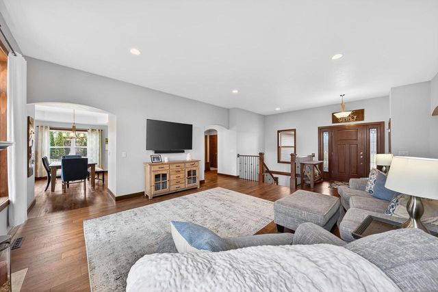 3586 GRAND MEADOWS CROSSING, Neenah, WI 54956