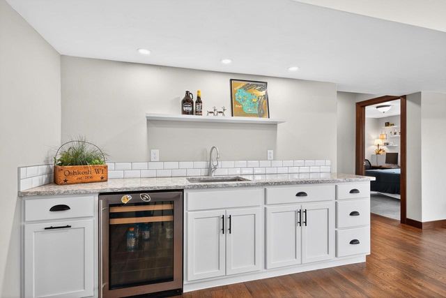 3586 GRAND MEADOWS CROSSING, Neenah, WI 54956