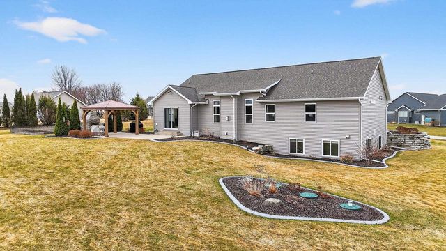 3586 GRAND MEADOWS CROSSING, Neenah, WI 54956