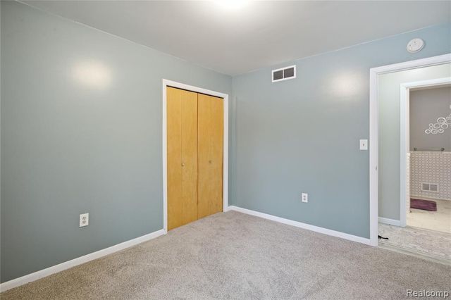 6522 Riverdale Road, Whitmore Lake, MI 48189