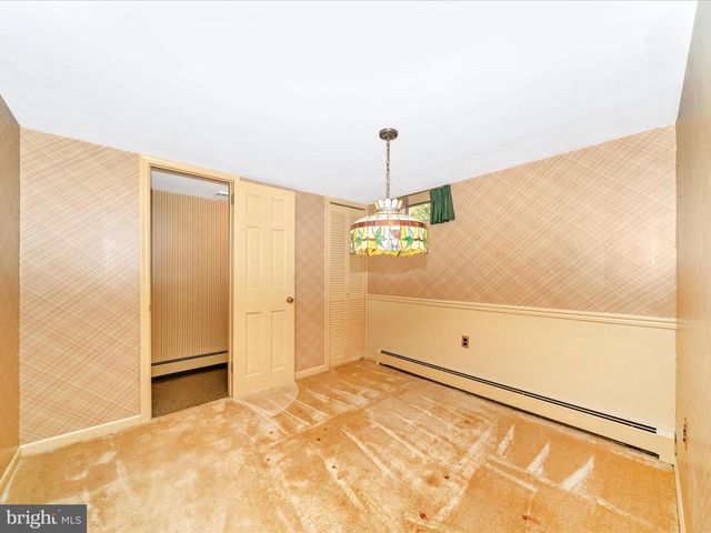 17920 PIN OAK RD, Hagerstown, MD 21740