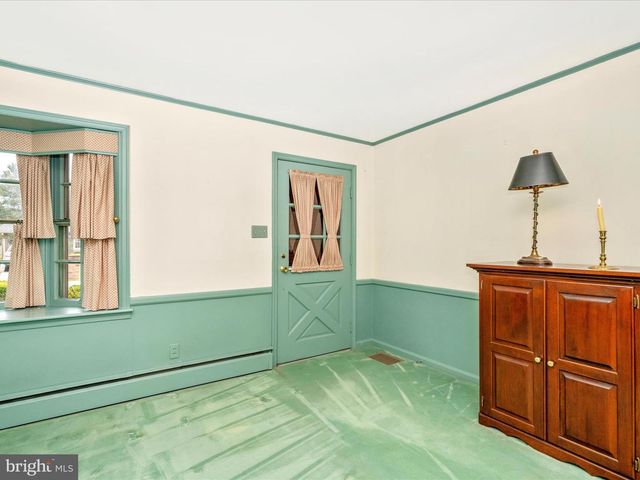 17920 PIN OAK RD, Hagerstown, MD 21740