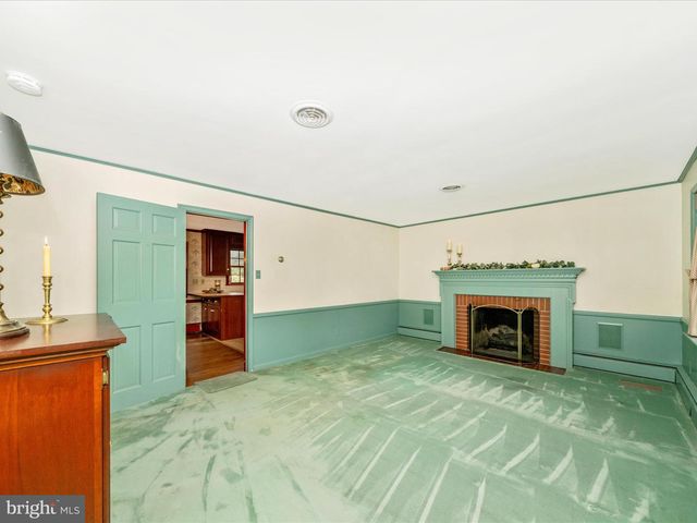 17920 PIN OAK RD, Hagerstown, MD 21740