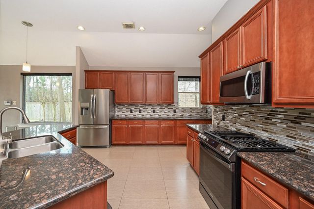 146 Rocky Point Drive, Spring, TX 77389