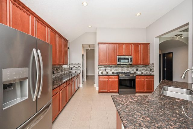 146 Rocky Point Drive, Spring, TX 77389