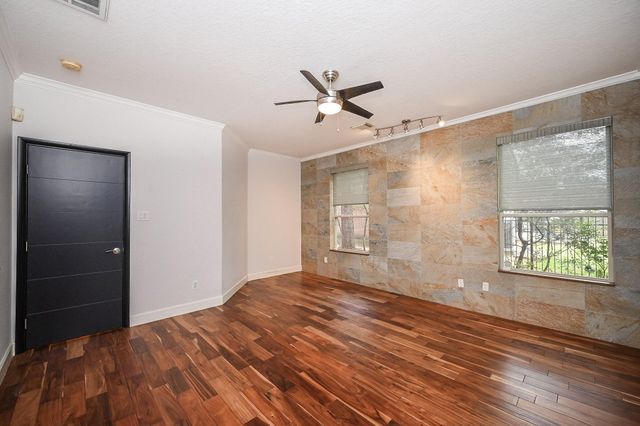 146 Rocky Point Drive, Spring, TX 77389