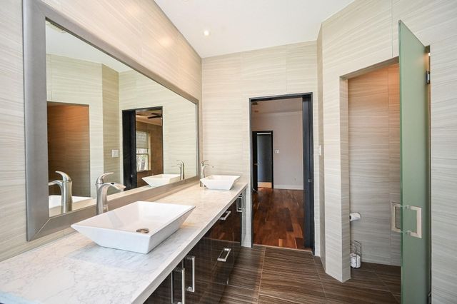 146 Rocky Point Drive, Spring, TX 77389