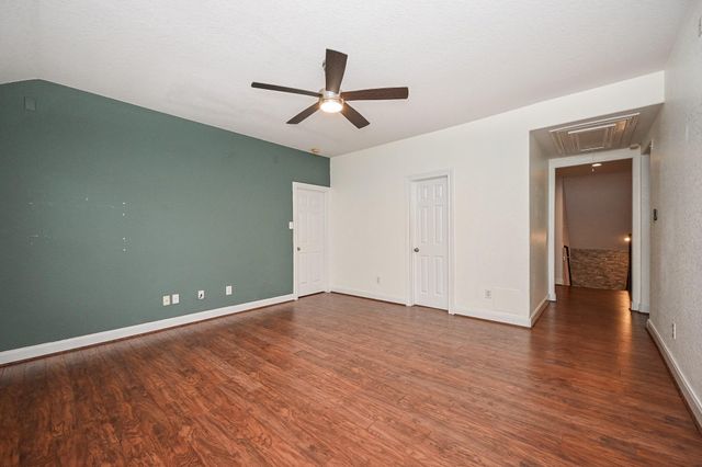 146 Rocky Point Drive, Spring, TX 77389