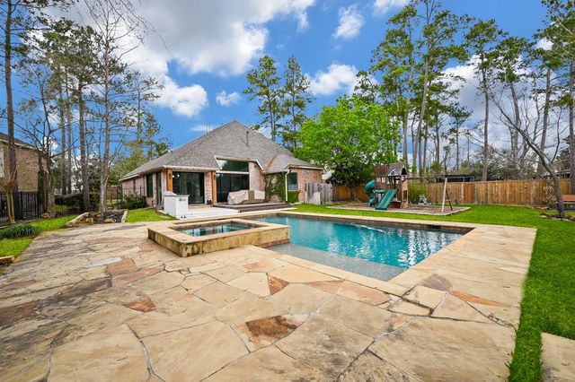 146 Rocky Point Drive, Spring, TX 77389
