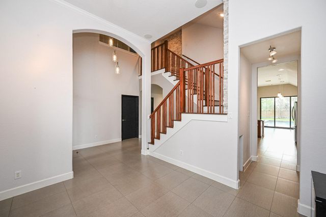 146 Rocky Point Drive, Spring, TX 77389