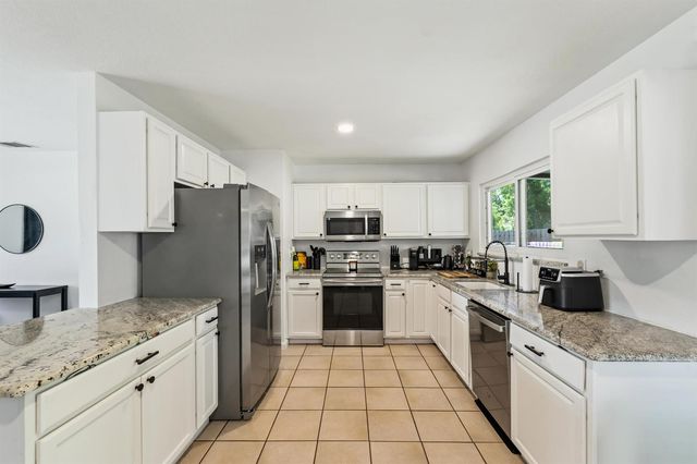 745 21st Street SW, Vero Beach, FL 32960