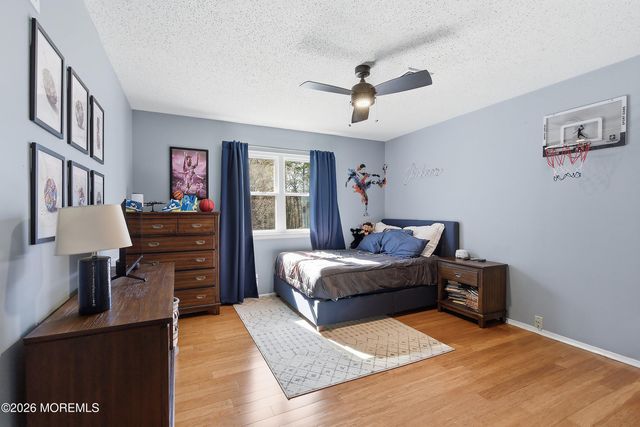 899 Molde Court, Toms River, NJ 08753