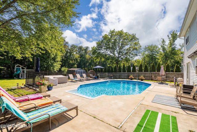 899 Molde Court, Toms River, NJ 08753