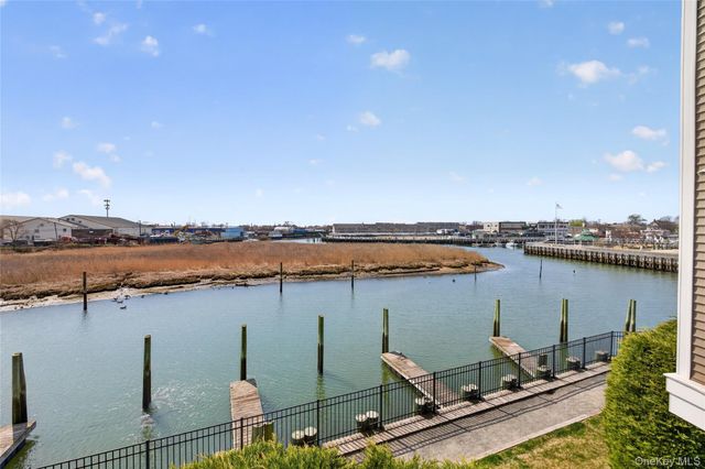 421 Marina Pointe Drive 421, East Rockaway, NY 11518