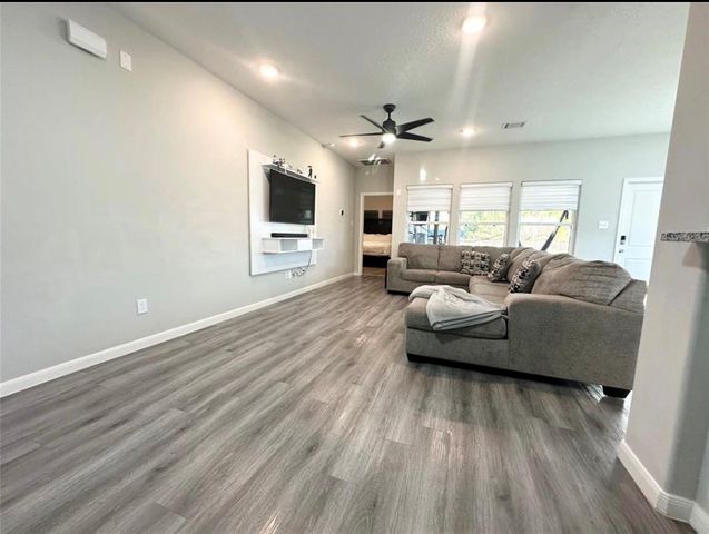 844 Road 5109, Cleveland, TX 77327