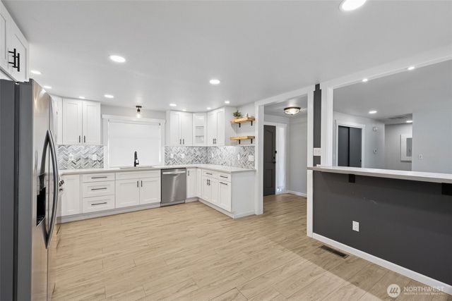 3604 26th Street SE, Puyallup, WA 98374