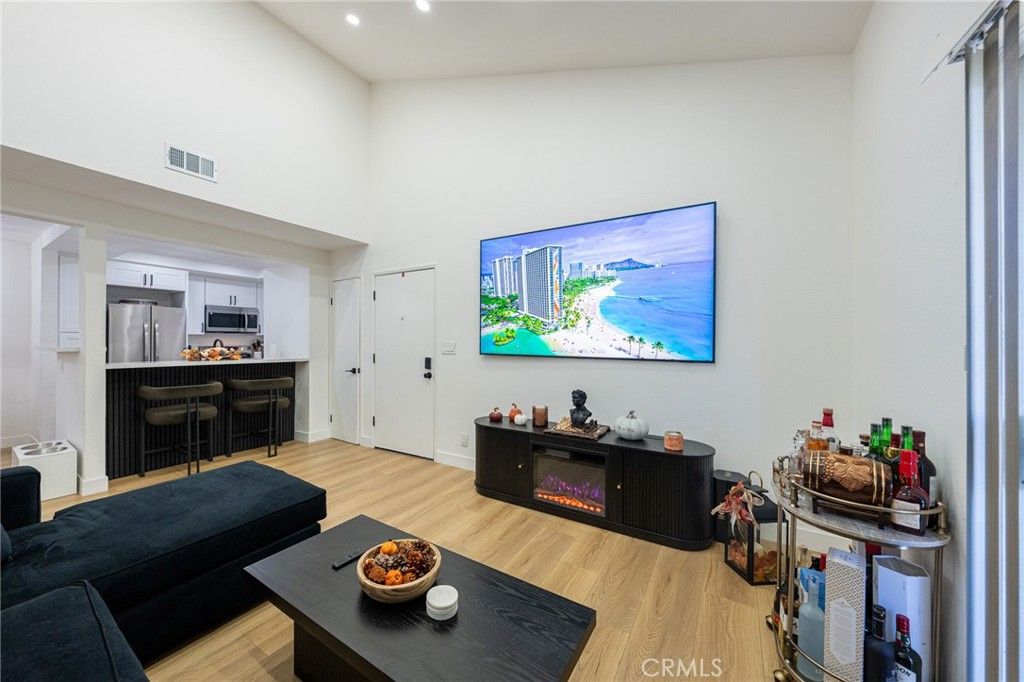 9714 Sepulveda 217, North Hills, CA 91343 — photo 5