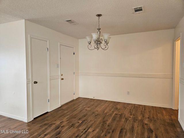 2190 Baywood Drive, Biloxi, MS 39532