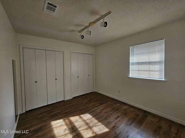 2190 Baywood Drive, Biloxi, MS 39532