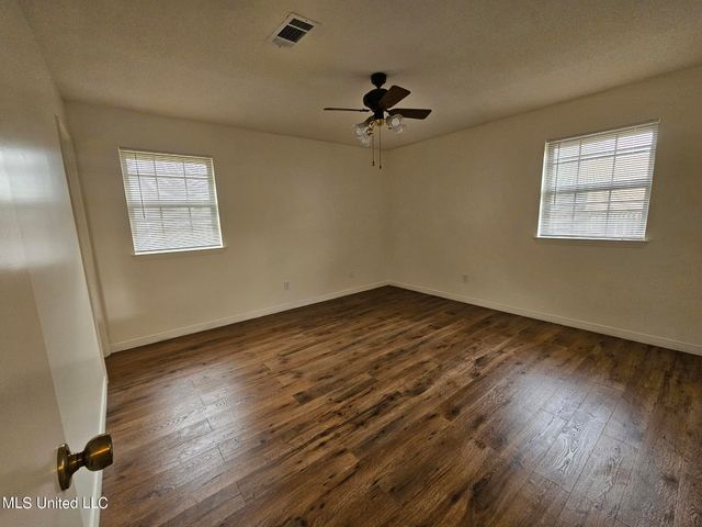 2190 Baywood Drive, Biloxi, MS 39532